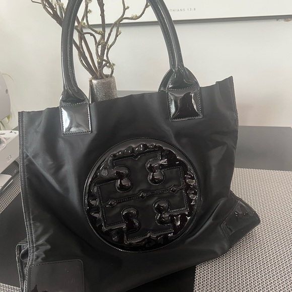 Tory Burch Black Tote Bag with Signature Logo - Picture 8 of 9